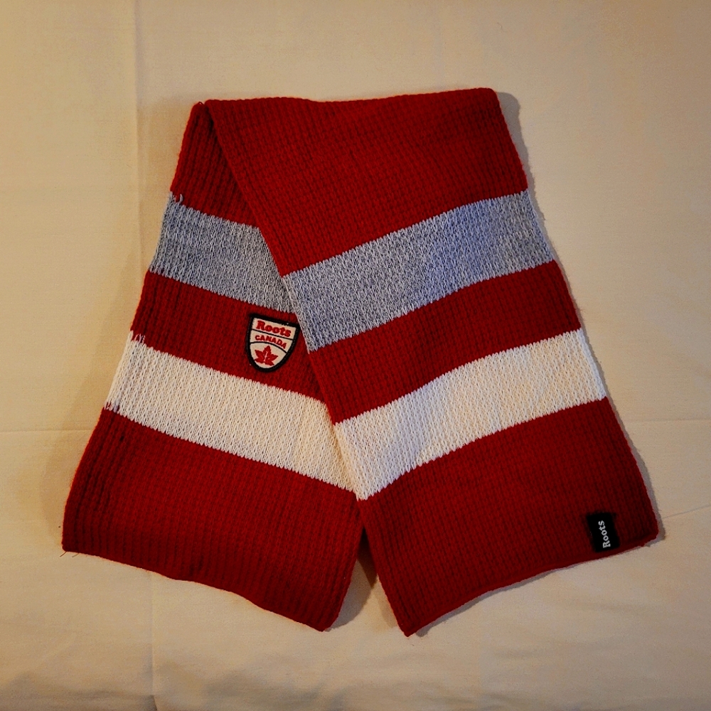 Roots Scarf